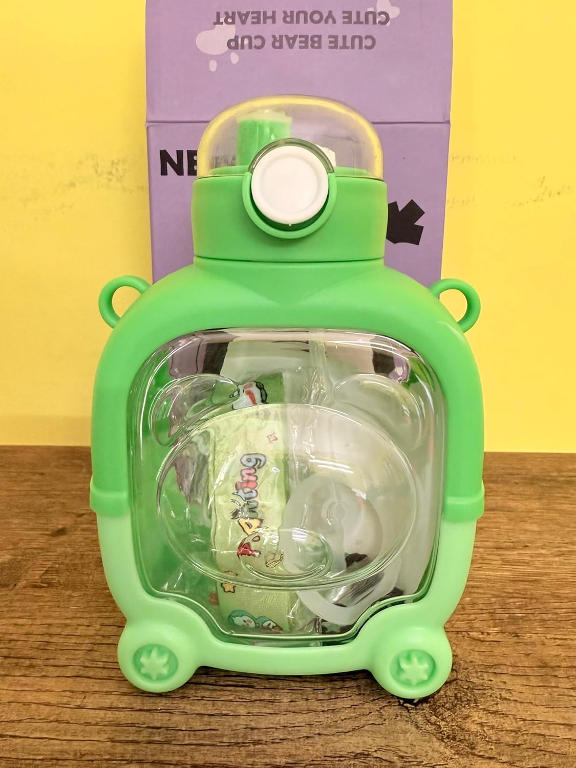 NGG Teddy Cartoon Water Bottle – Leakproof, 900ml, Cute Bottle for Kids (Boys & Girls)